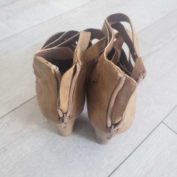 Heeled Booties - Picture 2 of 3